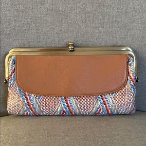HOBO Lauren Clutch Wallet Sunset Raffia